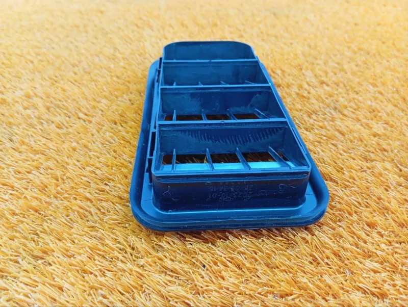 Решетка вентиляционная