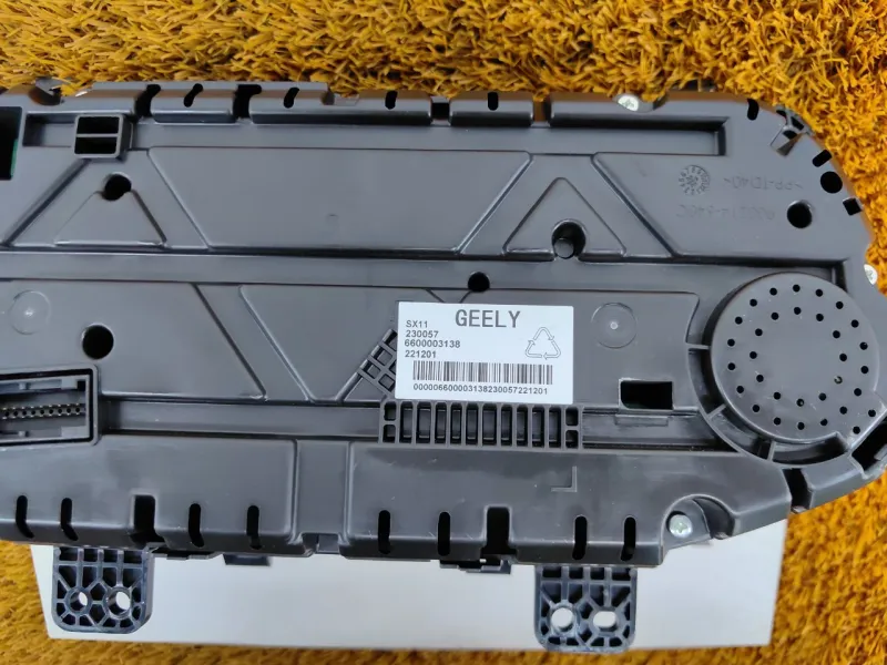 Панель приборов