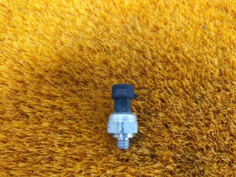 Датчик давления масла