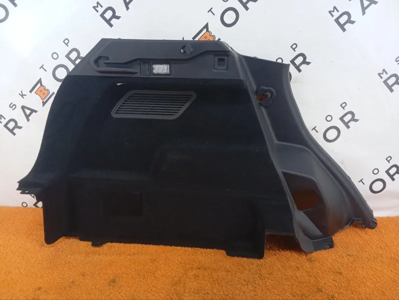 Обшивка багажника