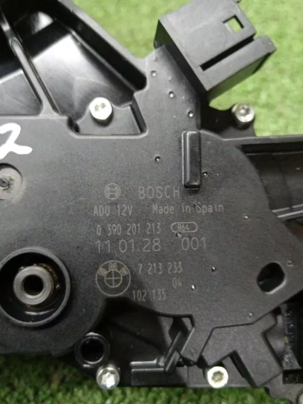 Мотор стеклоочистителя