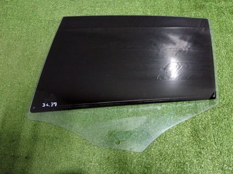 Стекло двери BMW 1-Series 2004 51357136003 E87, заднее левое