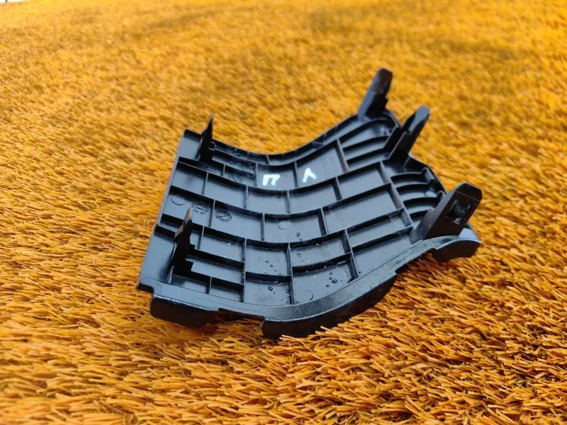 Накладка на торпедо