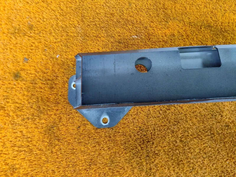 Усилитель бампера