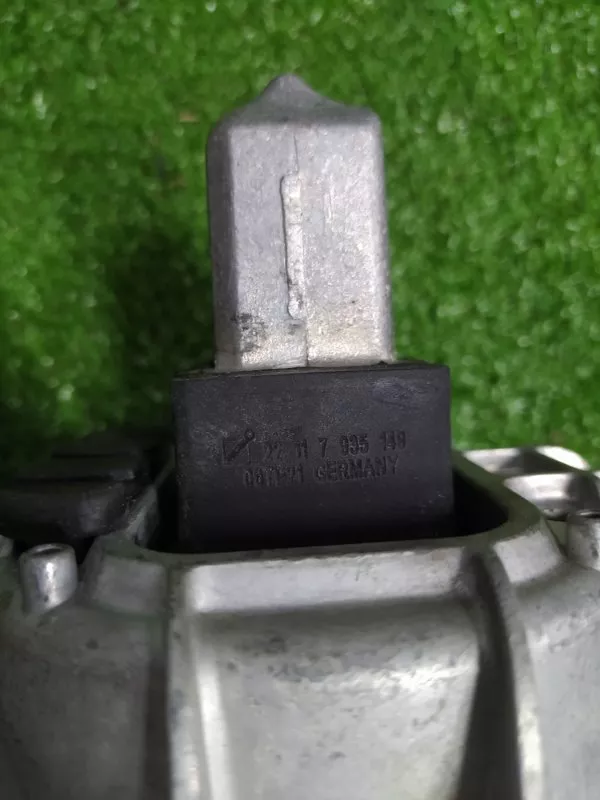 Опора двигателя