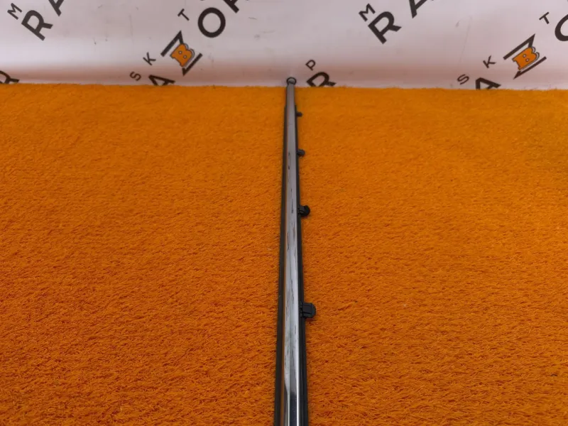 Молдинг стекла