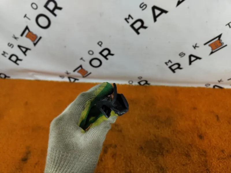 Уплотнитель стекла двери Chery Tiggo 7 PRO 2023 554000390AA SQRE4T15C, задний правый