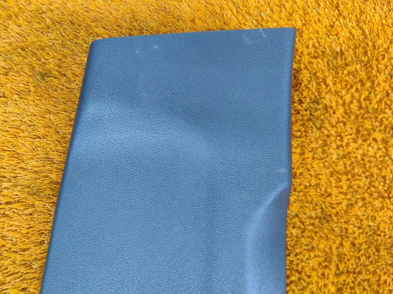 Обшивка центральной стойки