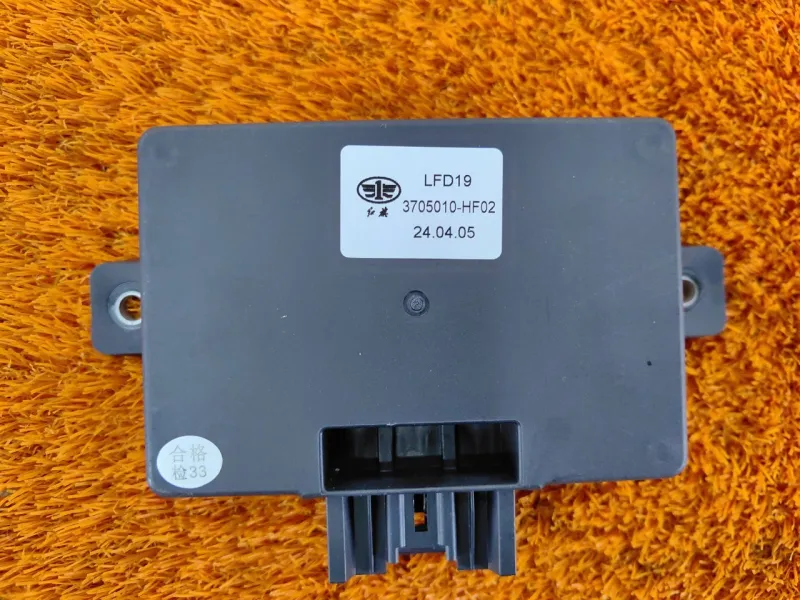 Преобразователь напряжения