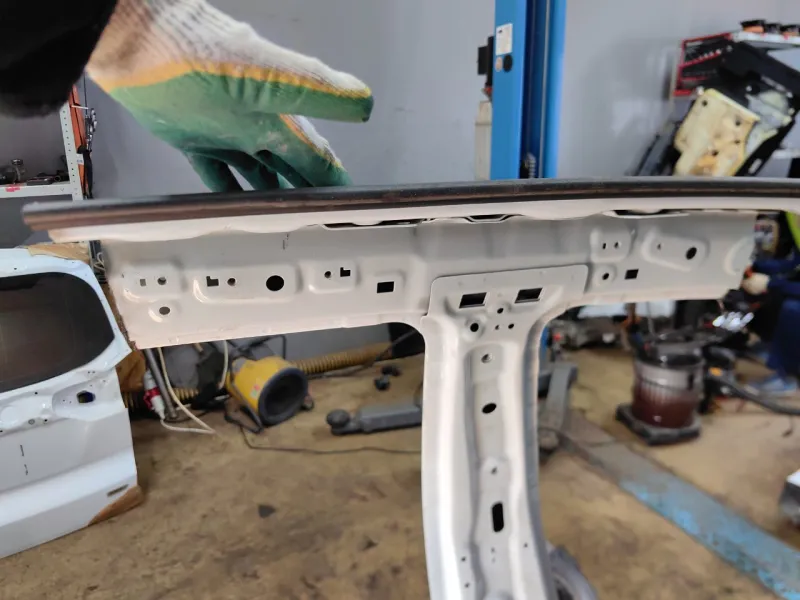 Порог с центральной стойкой