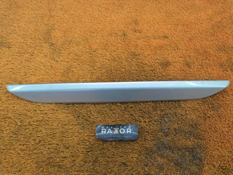 Накладка крышки багажника