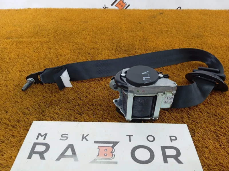 Ремень безопасности