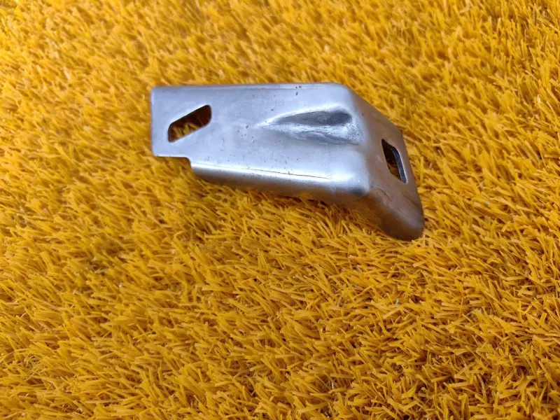 Крепление глушителя