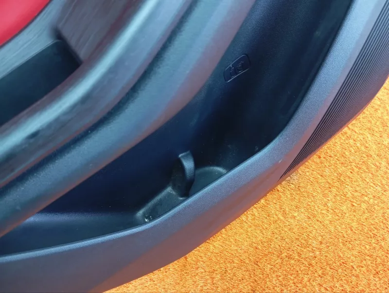 Обшивка двери