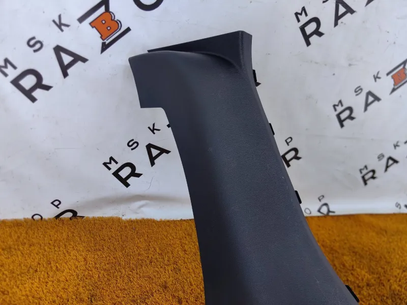 Накладка на стойку кузова