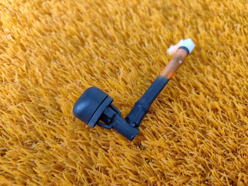 Форсунка стеклоомывателя