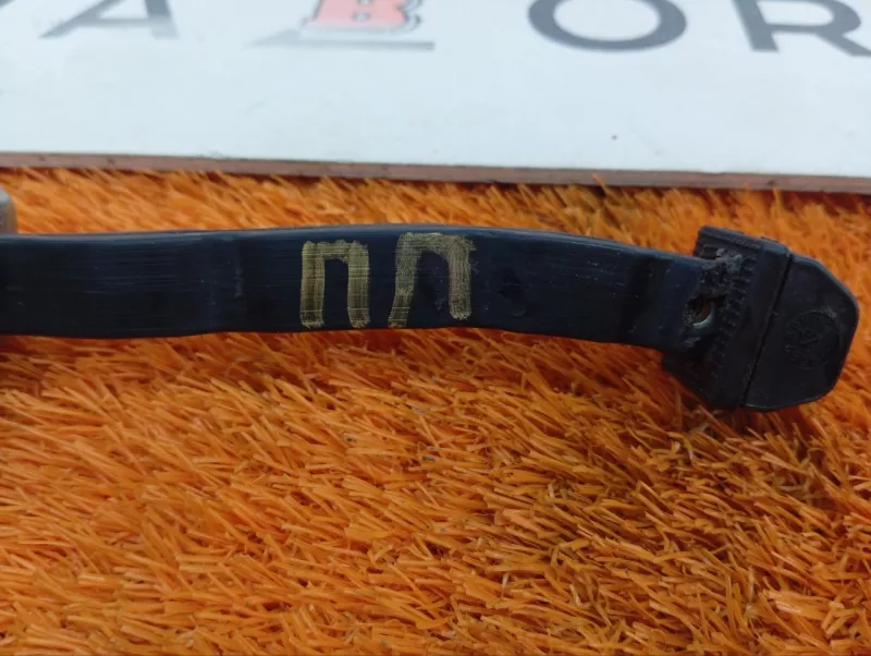 Ограничитель двери