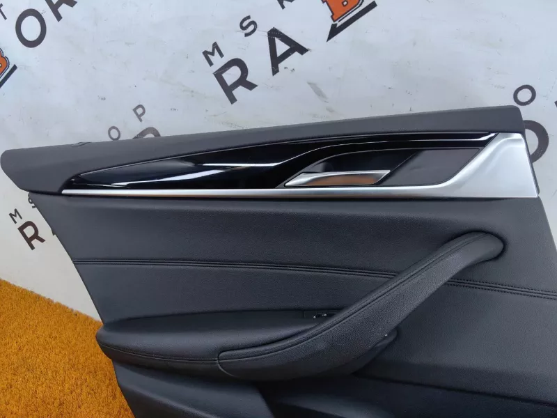 Обшивка двери