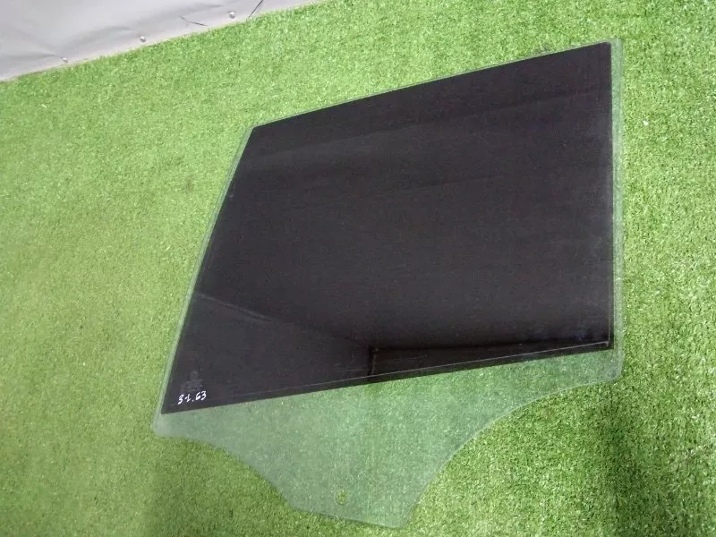 Стекло двери BMW X1 2010 51352990299 E84, заднее левое