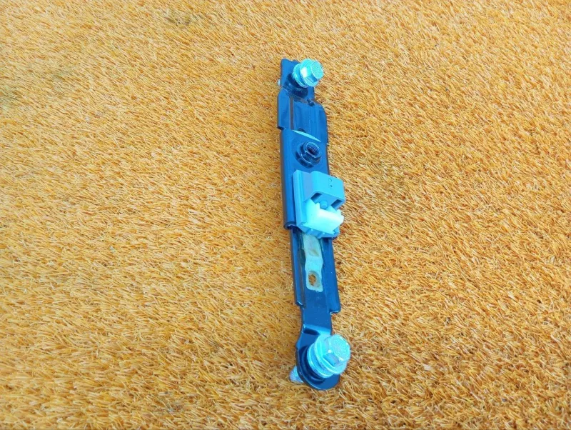 Механизм регулировки ремня безопасности