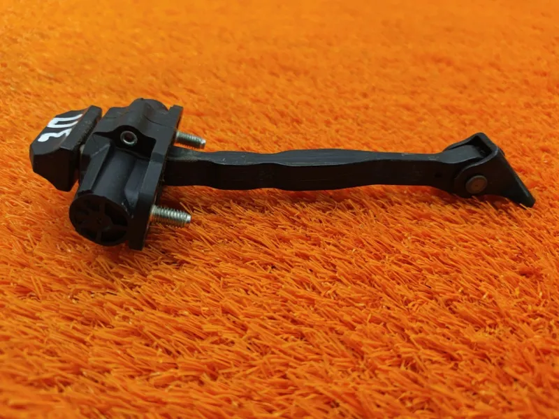 Ограничитель двери