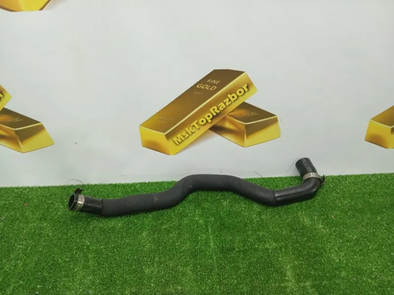 Патрубок радиатора