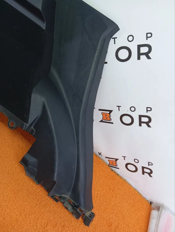 Обшивка багажника