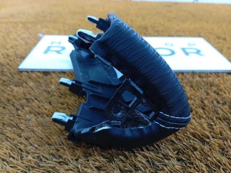 Накладка на торпедо