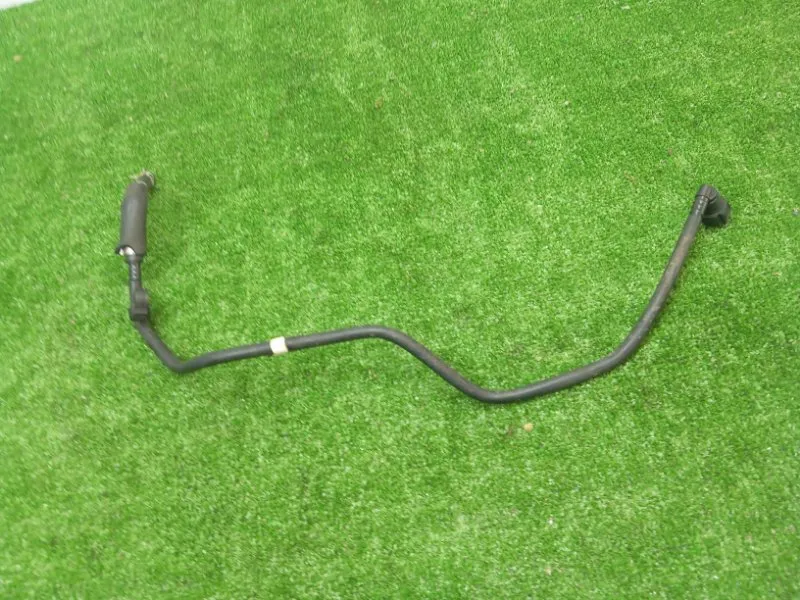 Трубка топливная