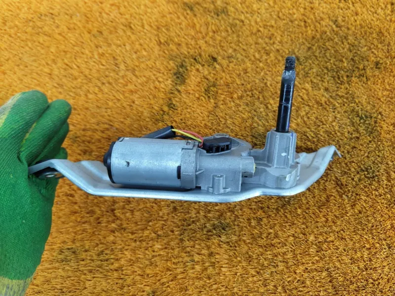 Моторчик стеклоочистителя