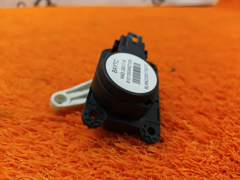 Моторчик заслонки печки