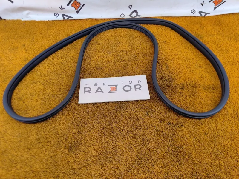 Уплотнитель проема двери