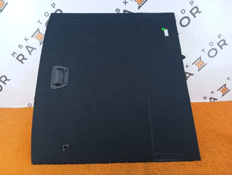 Пол багажника