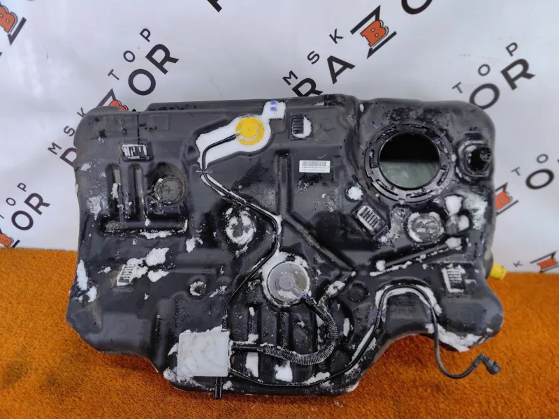 Бак топливный