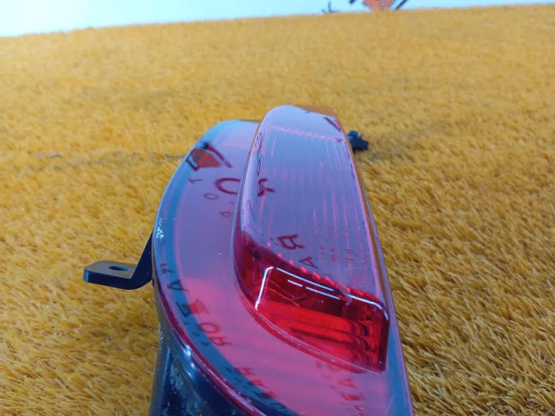 Фонарь противотуманный