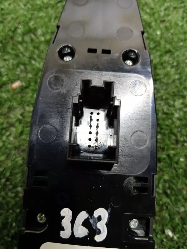 Блок управления стеклоподъемниками