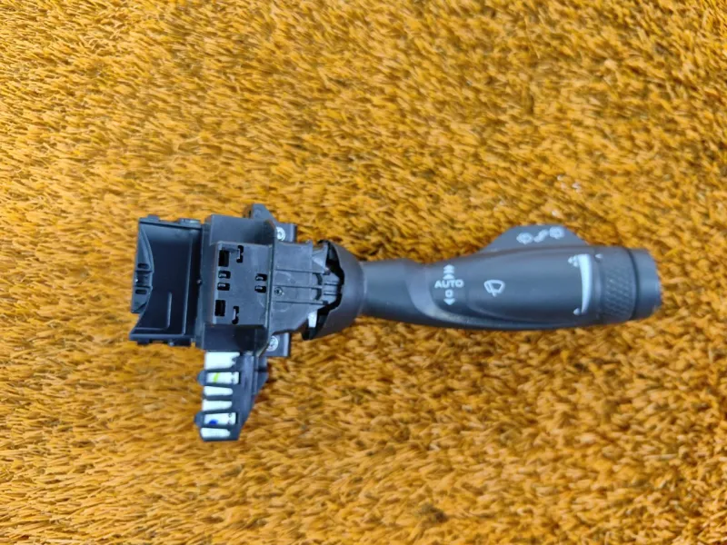 Подрулевой переключатель