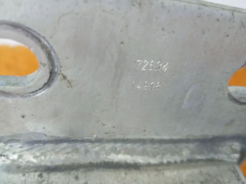 Усилитель бампера