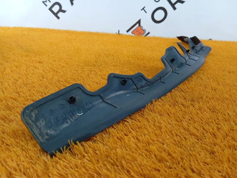 Уплотнитель двери