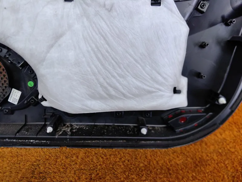 Обшивка двери