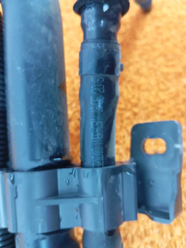 Горловина топливного бака