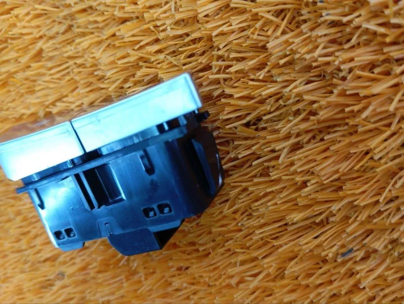 Кнопка центрального замка