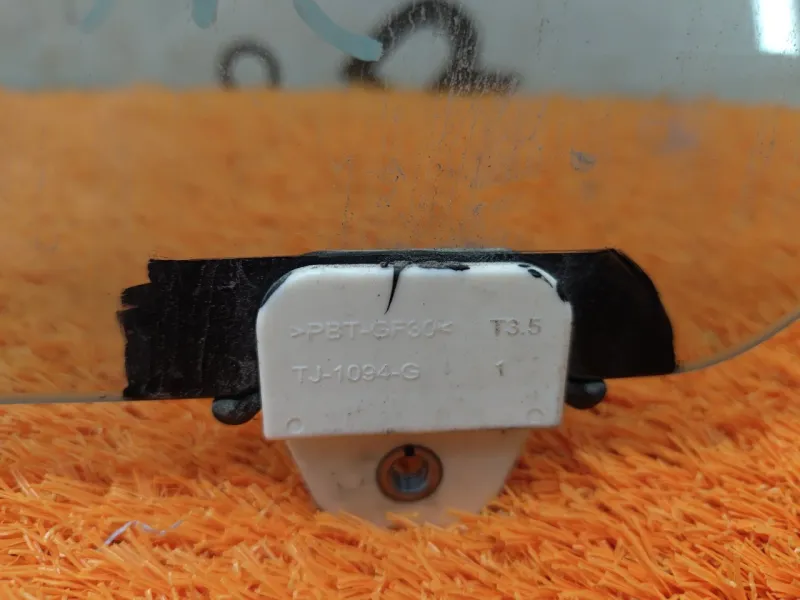 Стекло двери