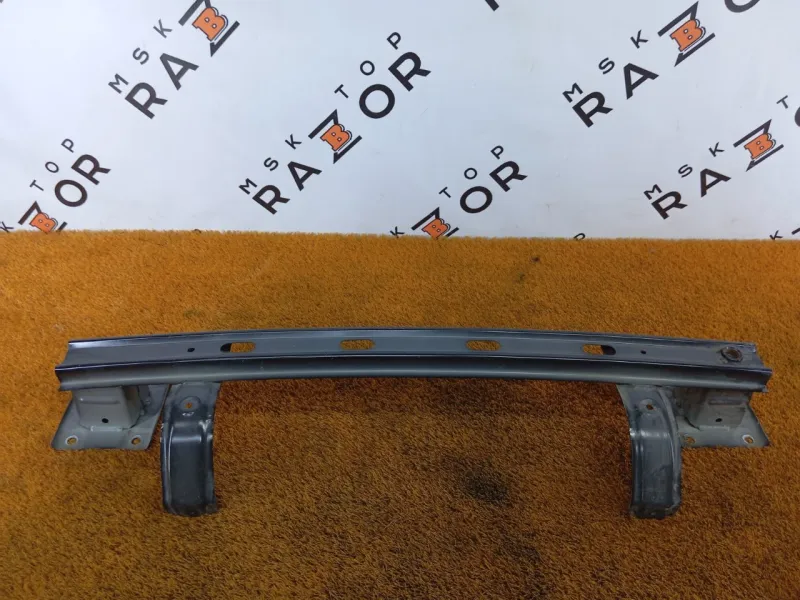 Усилитель бампера