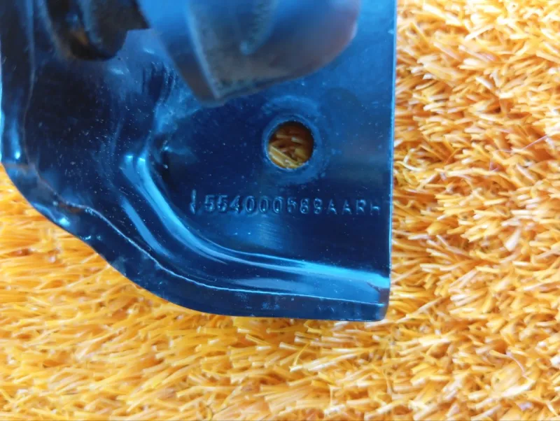 Амортизатор багажника