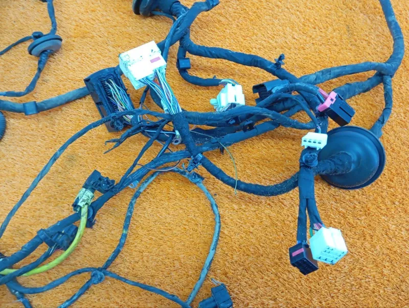 Проводка подкапотная