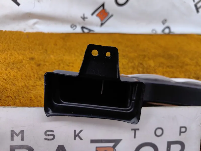 Воздуховод салона