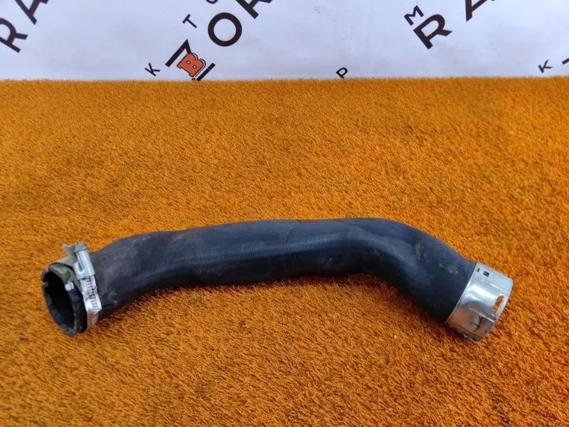 Патрубок интеркулера