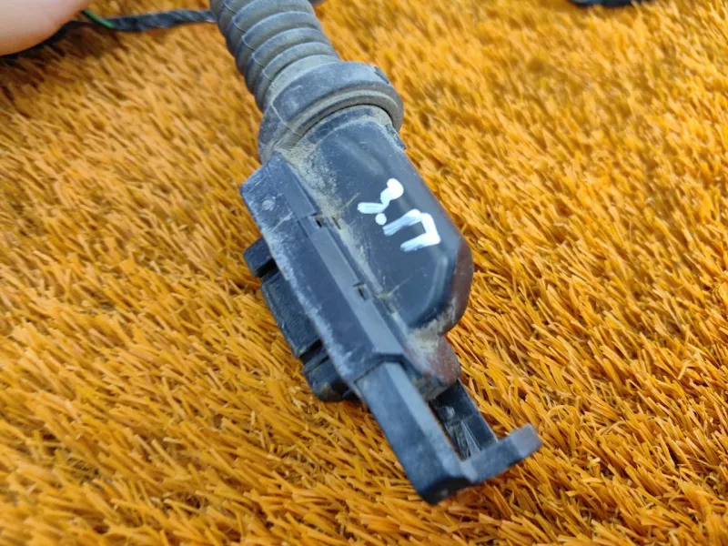 Проводка двери