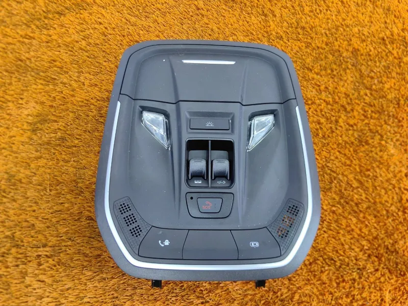 Плафон салона